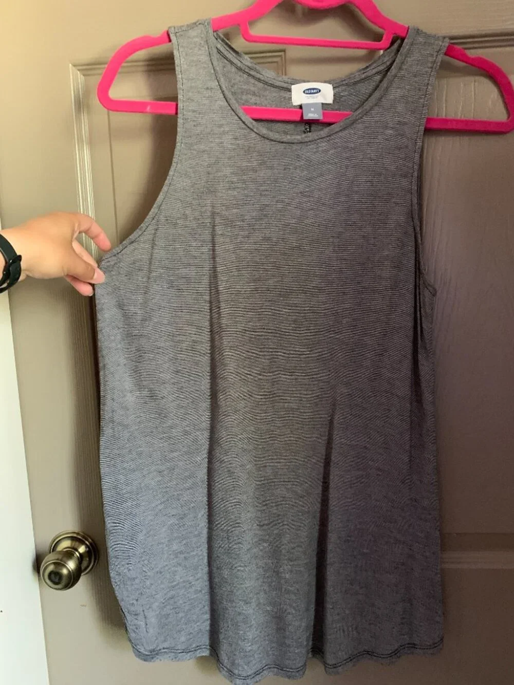 Old Navy Swing Tank Top Size M Heathered Charcoal Gray Rayon Relaxed Flowy - Picture 3 of 7
